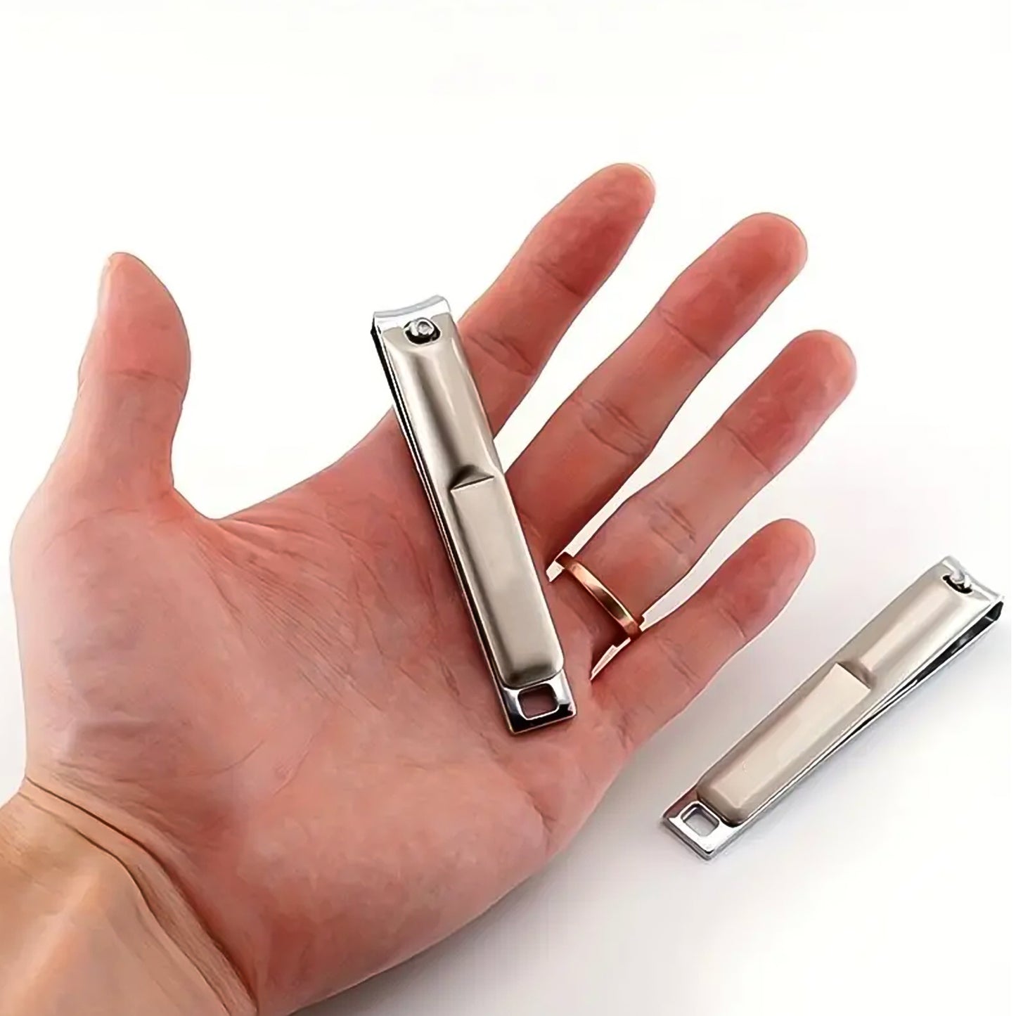 Stainless Steel Folding Portable Large Nail Clippers With Nail File (1 Pc)