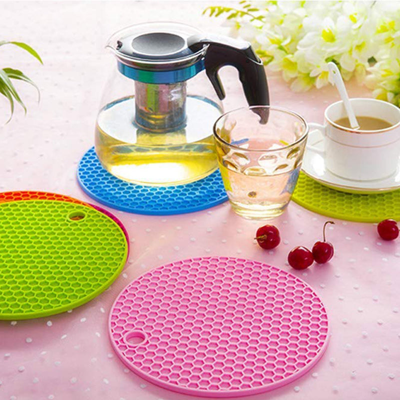 4778 1pc Silicone Hot Mat Used For Breakfast Lunch And Dinner Purposes In Different-different Places.