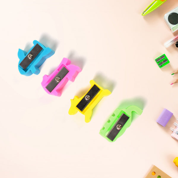 Plastic Small Cute Pencil Sharpener (1 Pc  Mix Design  Color)