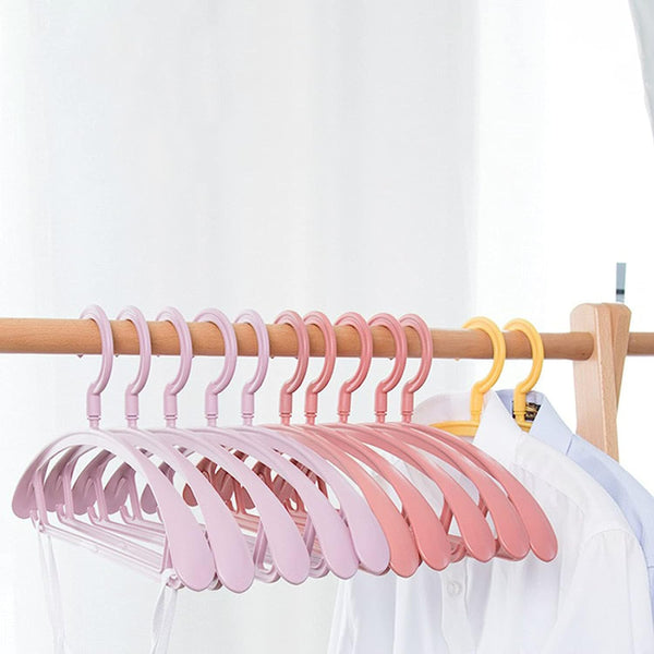 0231 Plastic Hangers Clothes Hangers - Lightweight Space Saving Hangers - Standard Hangers For Clothes - Durable Slim  Sleek Hangers (10pc)