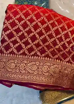 Pure georgette hand bandhni dupatta with Banarasi work