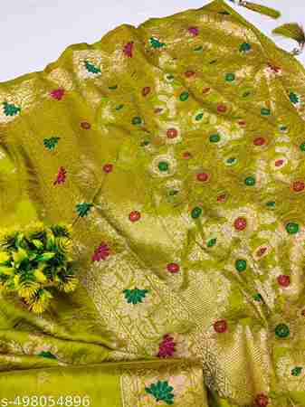 Elegant Designer Saree A Perfect Blend of Tradition & Style