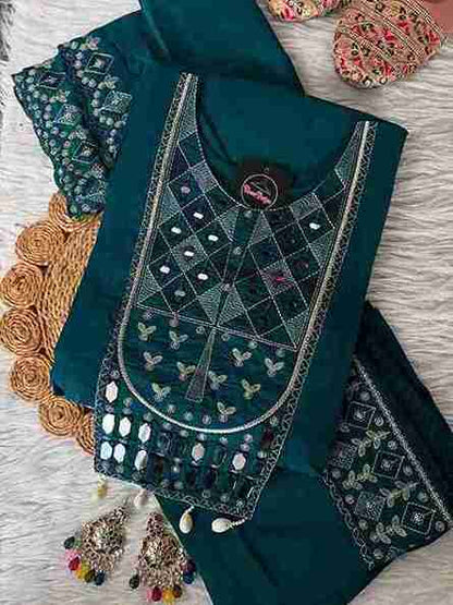 Embroidered Mirror Work Kurti Set Vibrant Ethnic Elegance