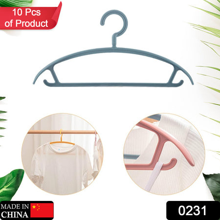 0231 Plastic Hangers Clothes Hangers - Lightweight Space Saving Hangers - Standard Hangers For Clothes - Durable Slim  Sleek Hangers (10pc)