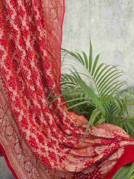 Handloom rai badhej Red bridal saree